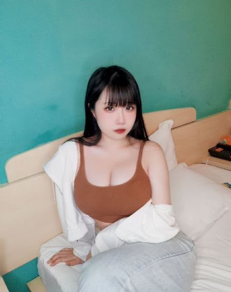 给我免费播放的电影_JVID性感写真