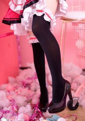 饥饿漂亮的女邻居3伦理_蓝光HD在线观看